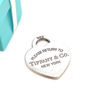 Tiffany & Co. Medium Return To Tiffany heart pendant